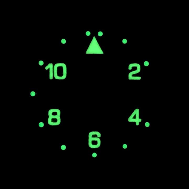 Dial 853 L VOSTOK KOMANDIRSKIE SuperLumiNova - 2